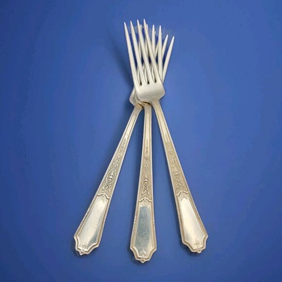 1847 Rogers Bros Ancestral Silverplate Set of 3 Dinner Fork Discontinued - Picture 3 of 9